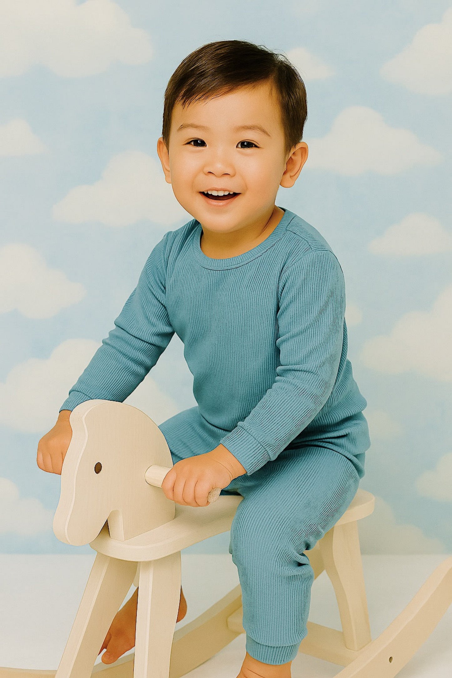 Zeno Bear Ribbed Magnetic Bamboo Toddler Pajamas- Set of Long Sleeved Top and Pants Sleepwear for Toddlers