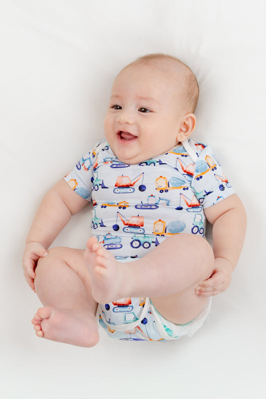 Zeno Bear Magnetic Bamboo Onesie *2025 NEW PRINTS